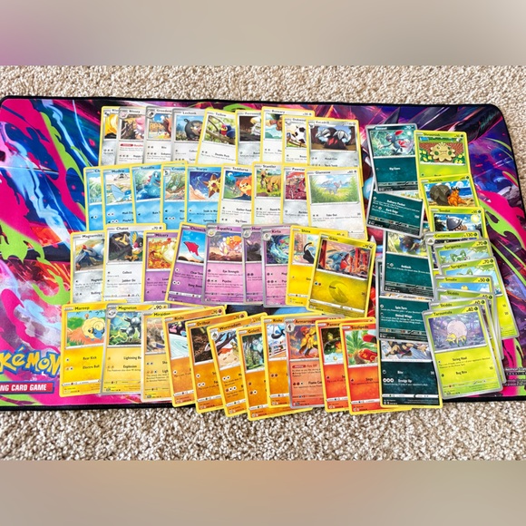 Pokemon Other - Pokemon Trading Cards - Yellow, Red, Blue, Green Collection